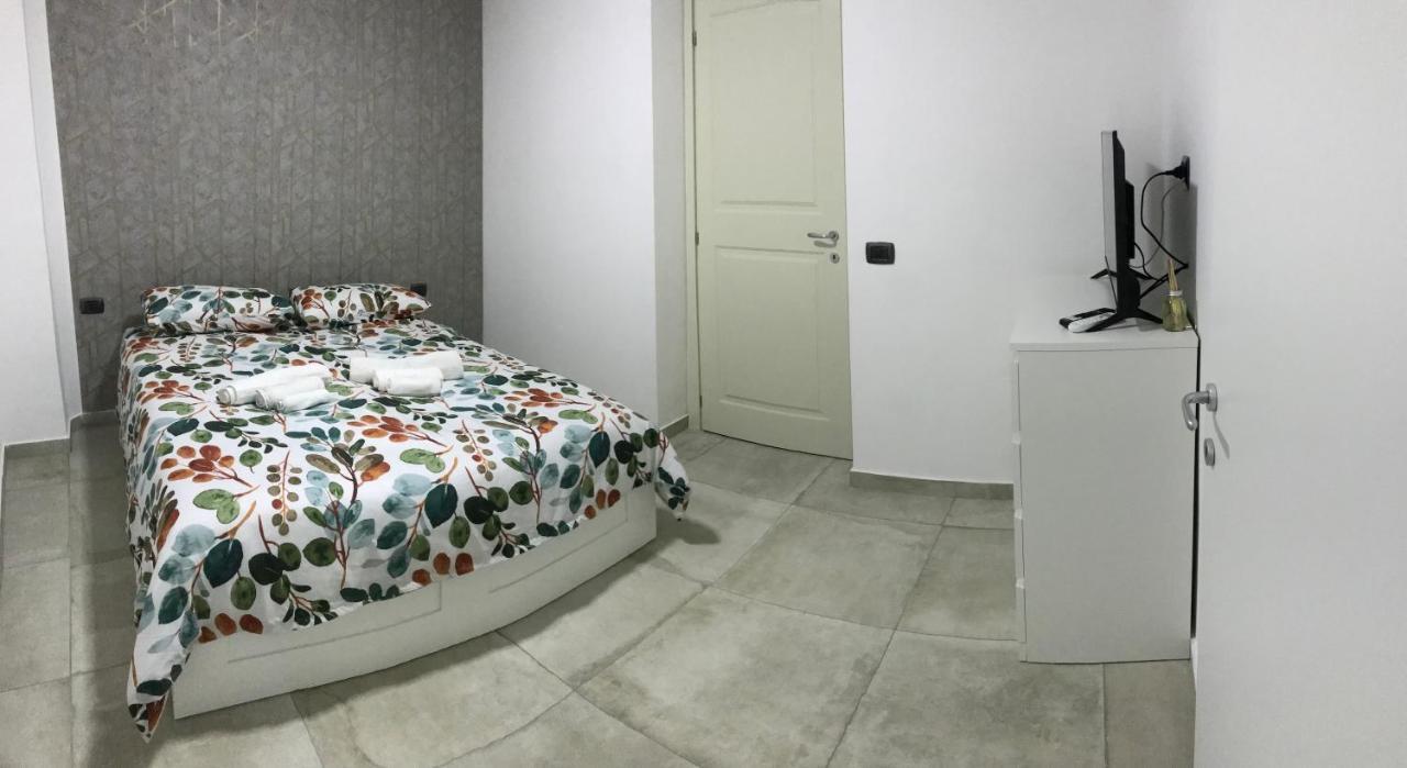 Gasthuis Nadyle House *